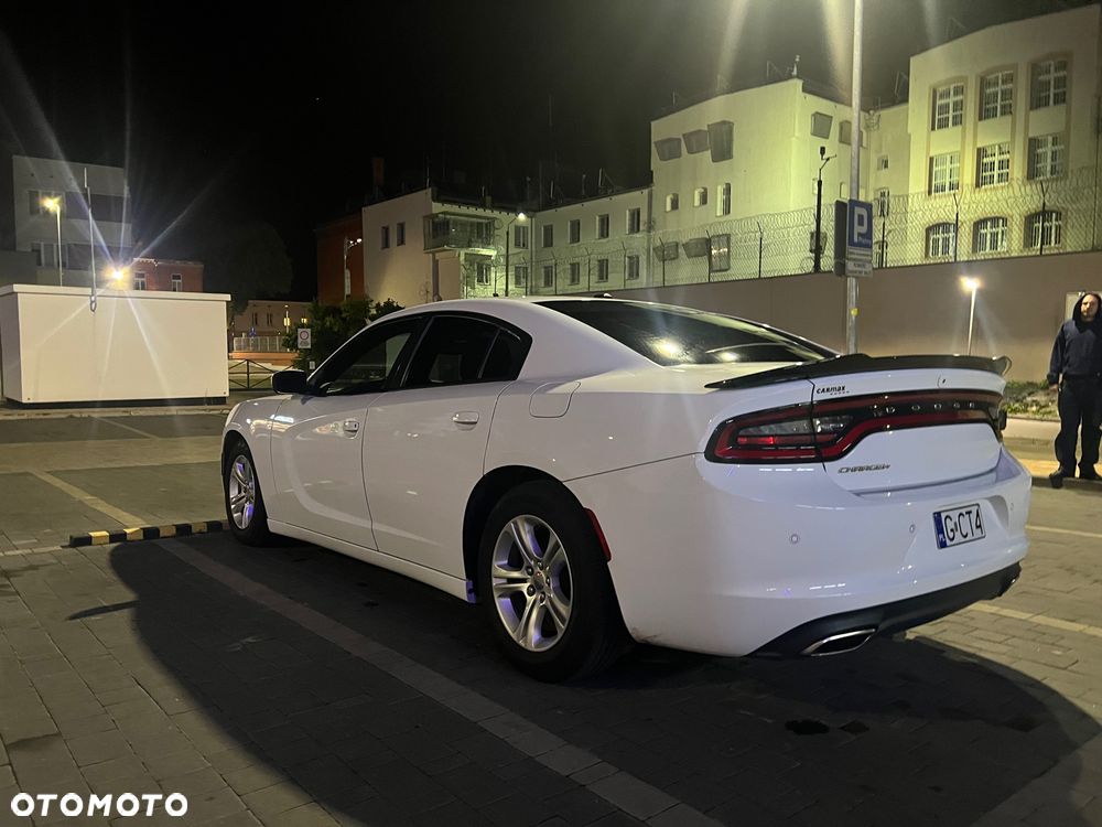 Dodge Charger 3.6 GT - 8