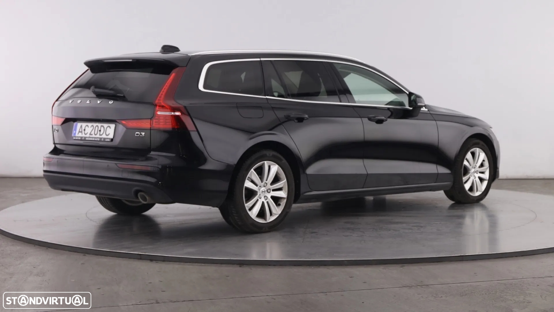 Volvo V60 2.0 D3 Momentum Plus Geartronic - 8