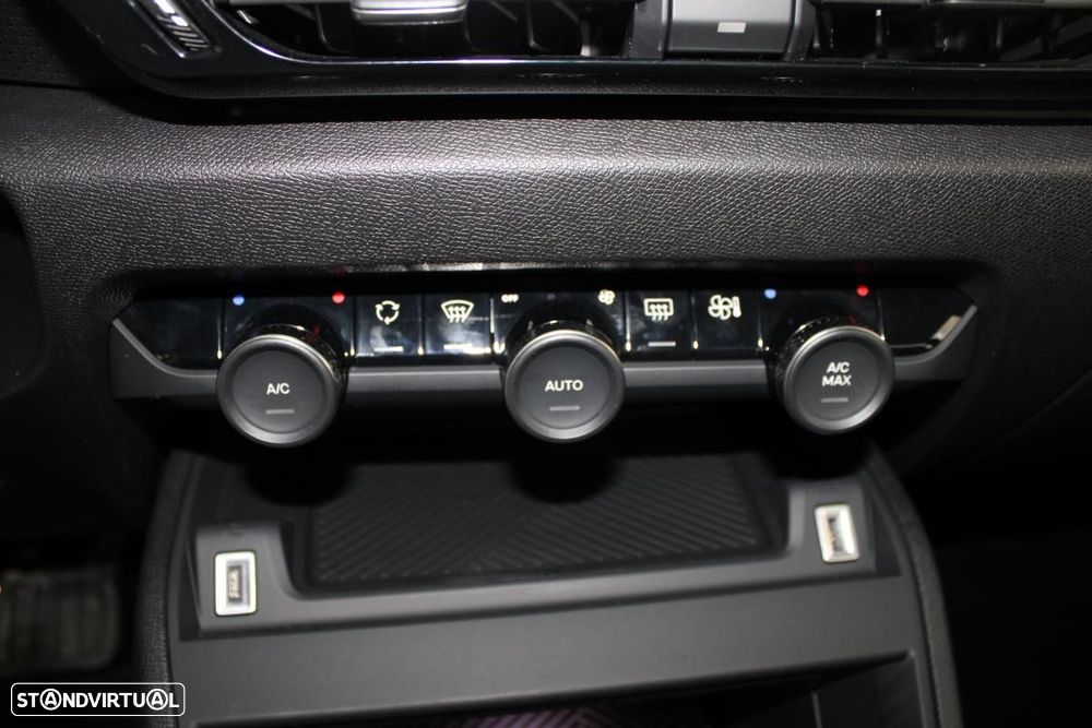 Citroën e-C4 X 54 kWh Autonomia Alargada Plus - 20