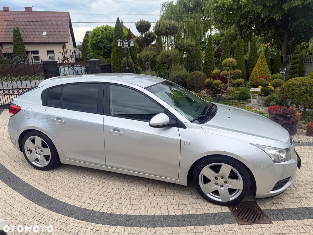 Chevrolet Cruze 2.0 LTZ - 25