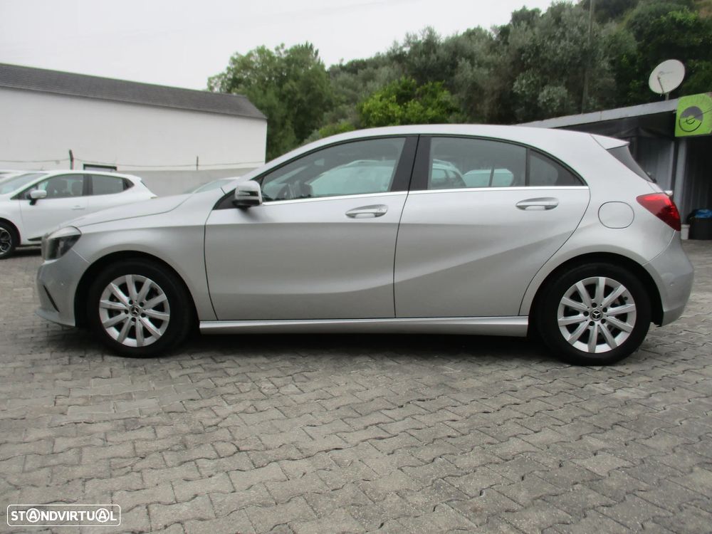 Mercedes-Benz A 180 CDI (BlueEFFICIENCY) Urban - 9