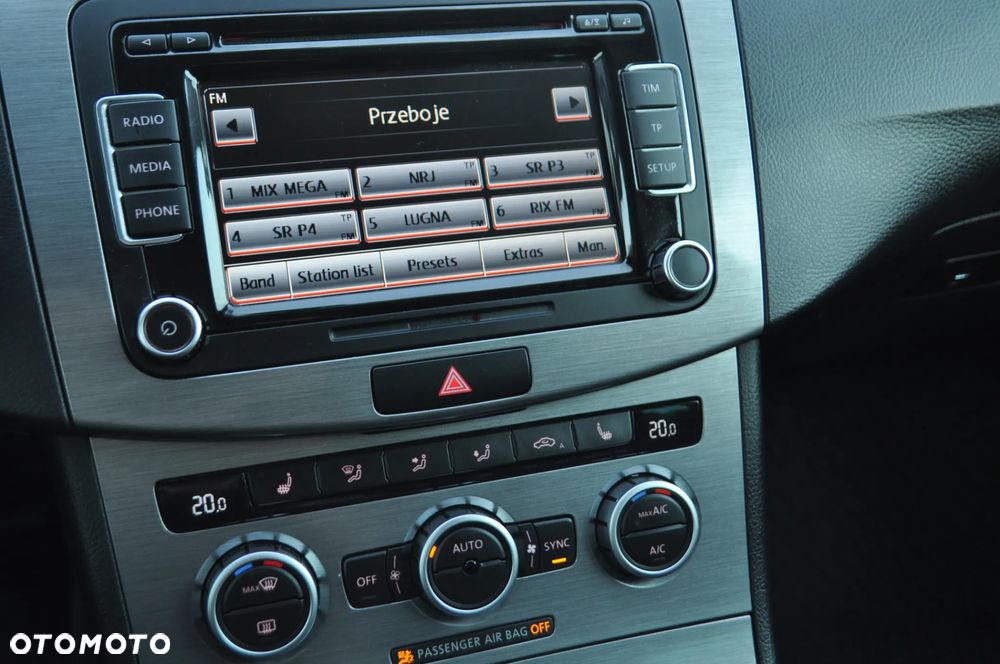 Volkswagen Passat Variant 2.0 TDI DPF Highline - 14