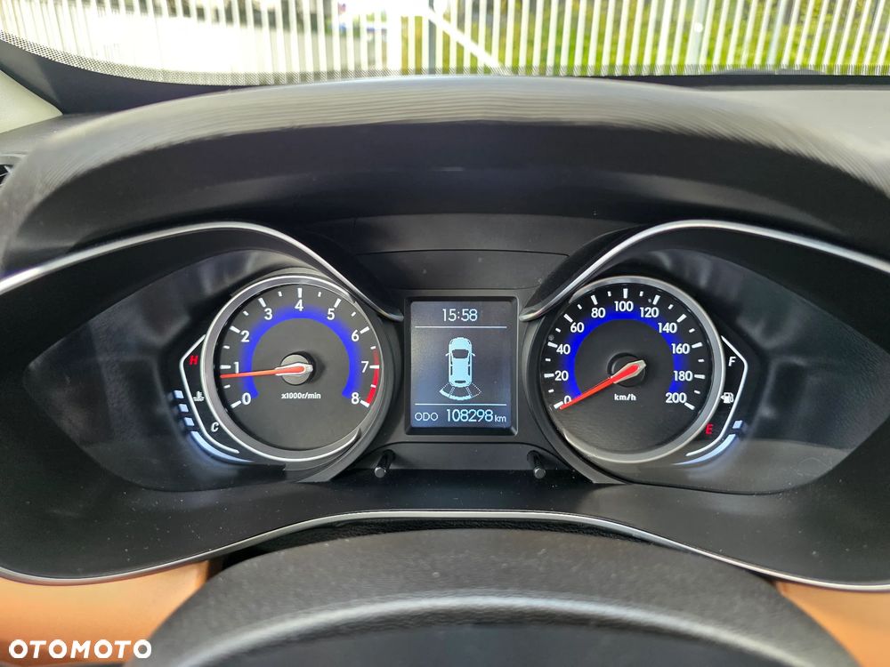 BAIC Senova X35 - 21