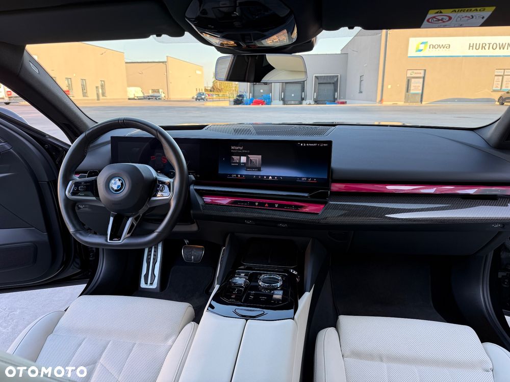 BMW Seria 5 550e xDrive PHEV M Sport - 15