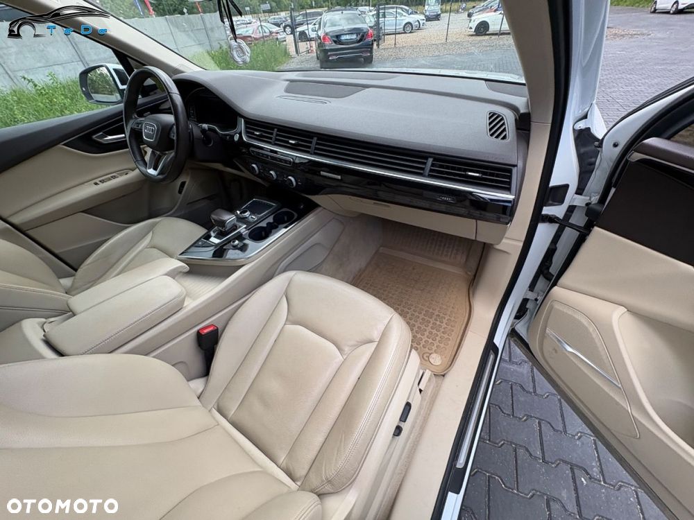 Audi Q7 3.0 TFSI Quattro Tiptronic - 34