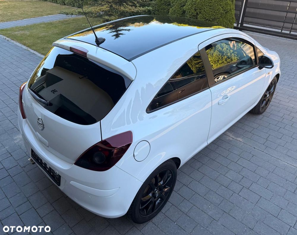 Opel Corsa 1.4 16V Color Edition - 8
