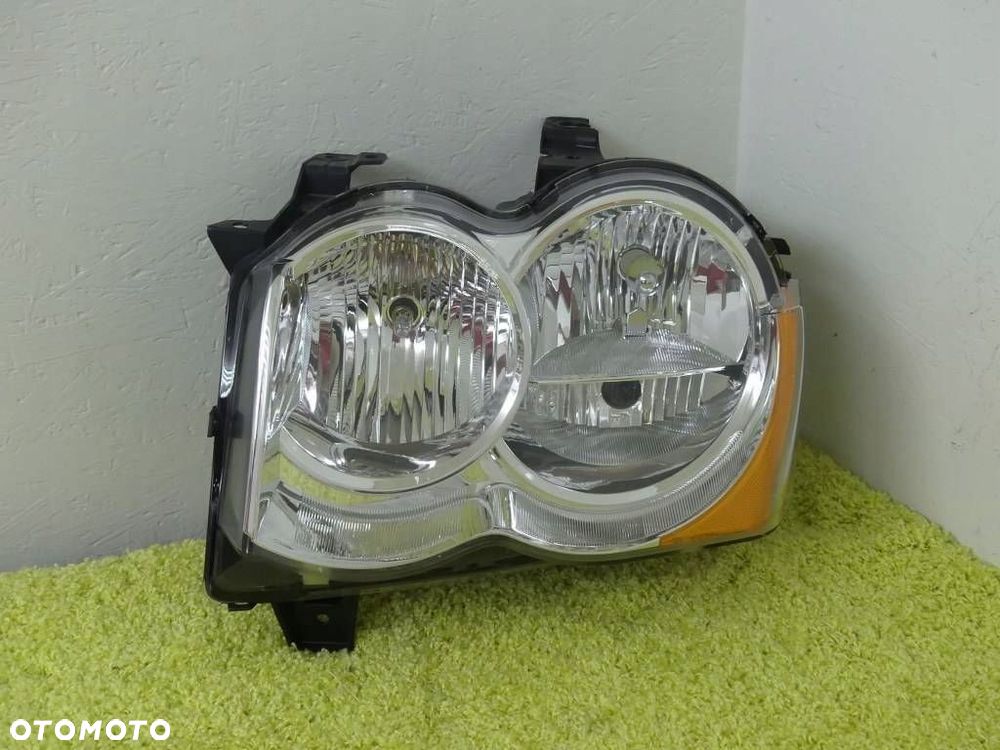 Lampa Przód Lewa JEEP GRAND CHEROKEE LIFT 08-10r IDEALNA NÓWA - 1