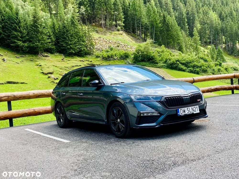 Skoda Octavia 2.0 TDI RS DSG - 1