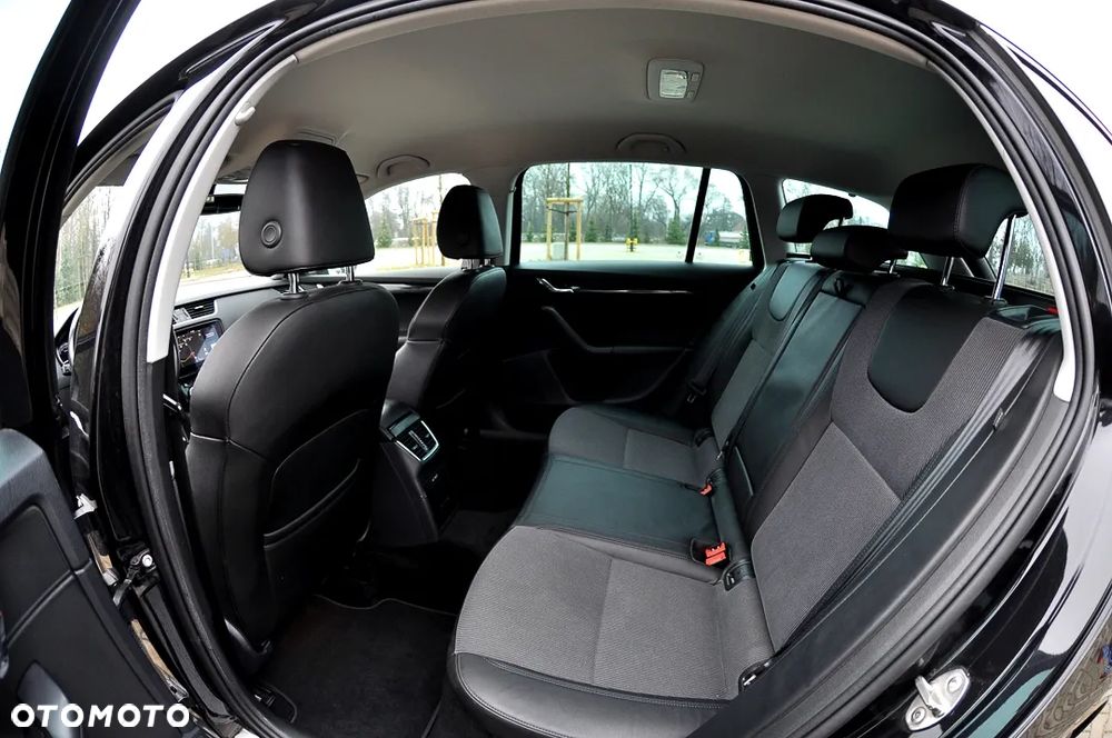 Skoda Octavia 1.6 TDI Premium Edition - 26