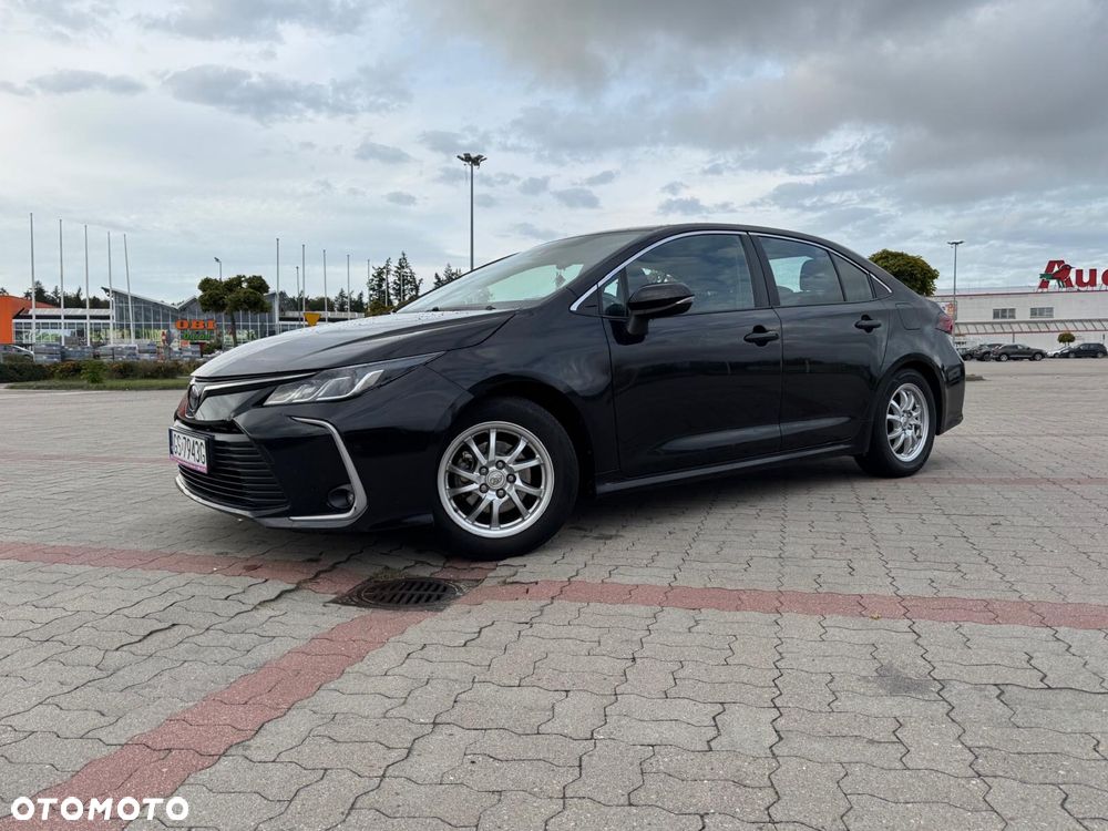 Toyota Corolla - 1