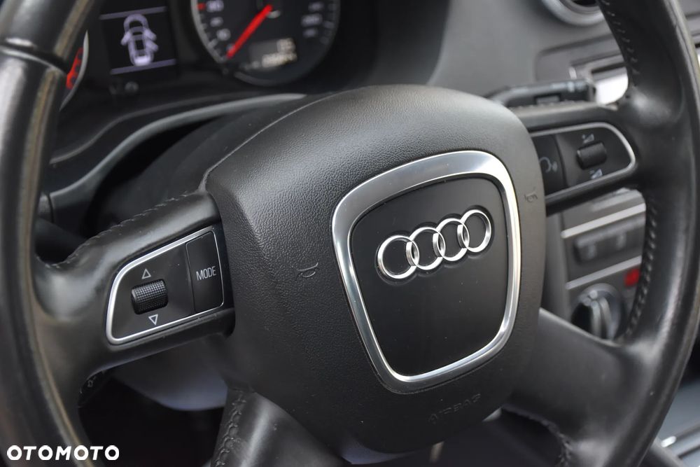 Audi A3 Sportback 2.0 TDI DPF S line Sportpaket - 19