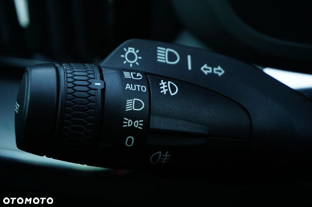 Volvo XC 60 B4 B Momentum Pro - 38