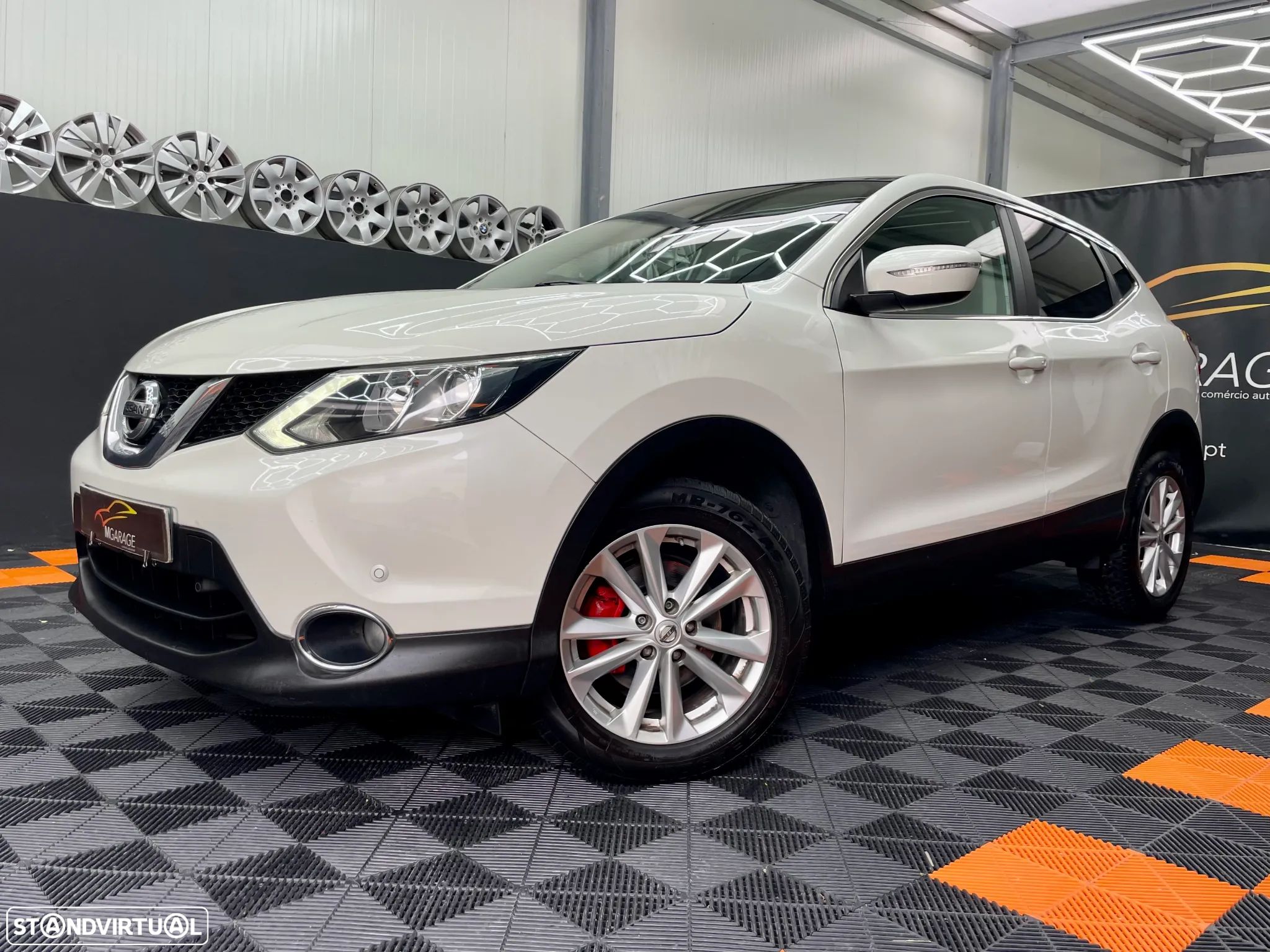 Nissan Qashqai 1.5 dCi Tekna Sport 17 129g - 1
