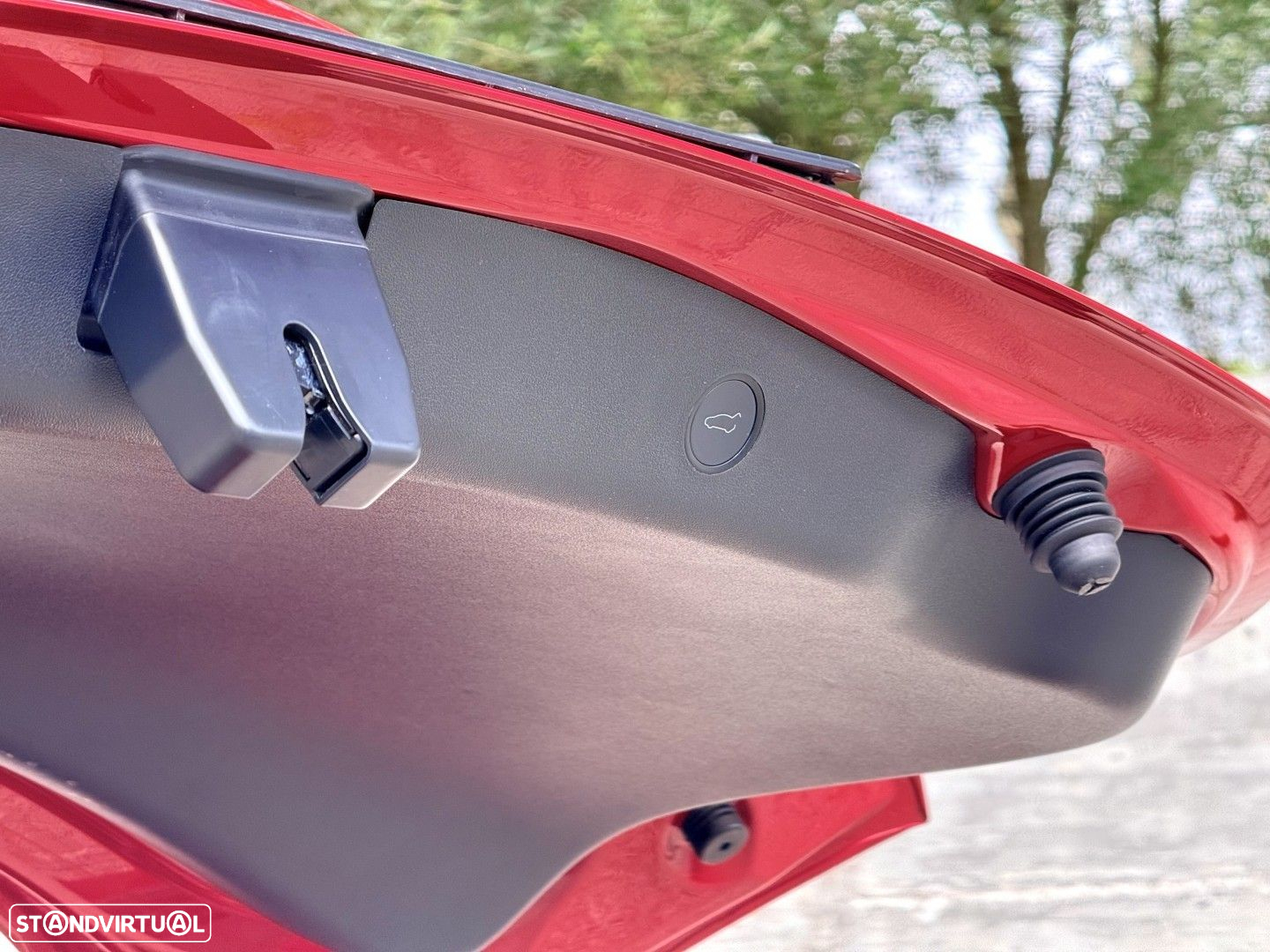 Tesla Model 3 Long-Range Dual Motor AWD - 41