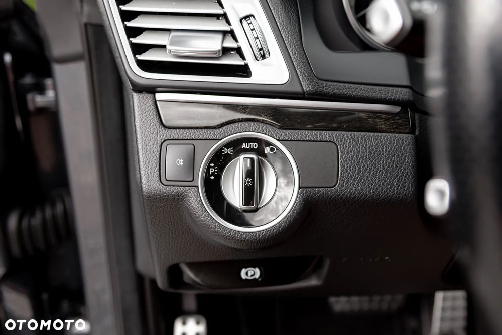 Mercedes-Benz Klasa E 350 BlueEFFICIENCY 7G-TRONIC Avantgarde - 22