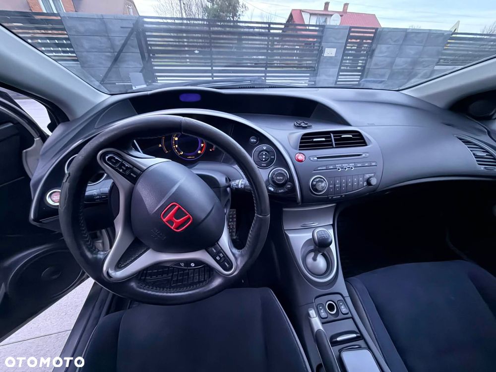 Honda Civic 1.8 Executive - 6