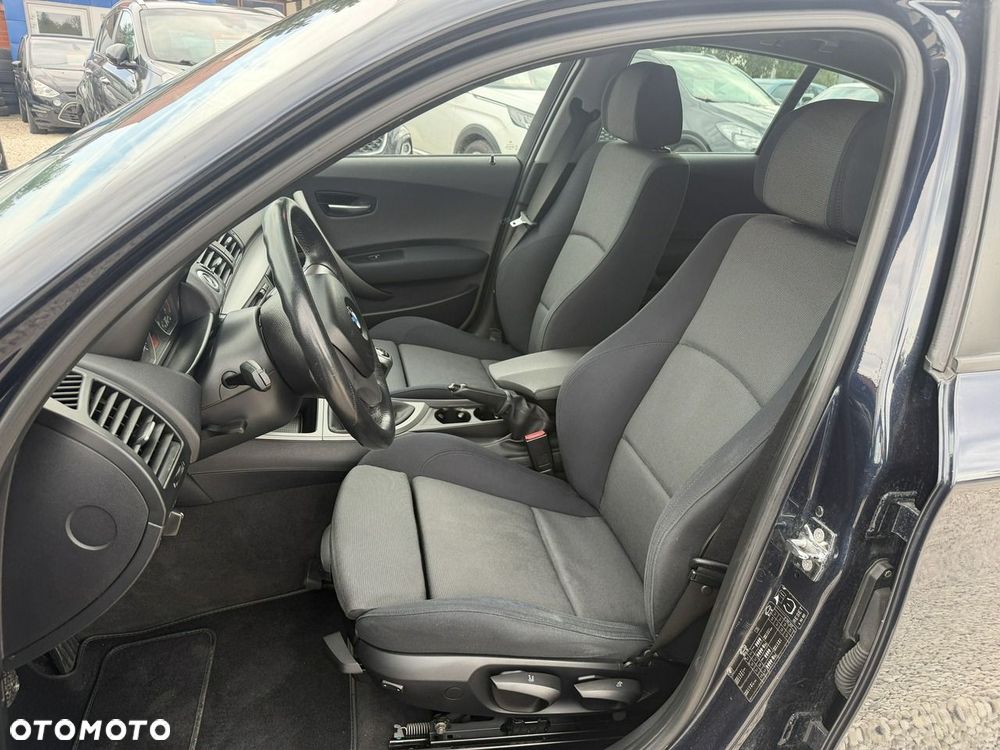 BMW Seria 1 120d - 15