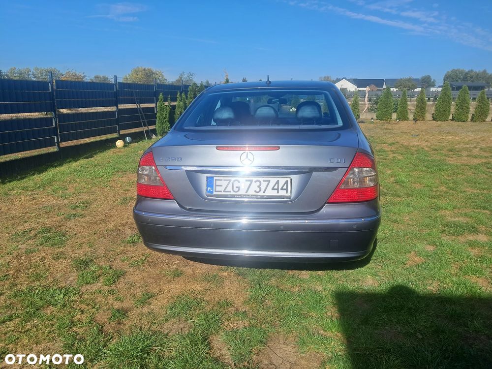 Mercedes-Benz Klasa E - 25