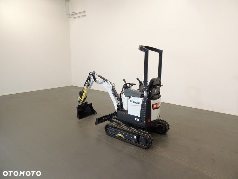 Bobcat E10 - 4