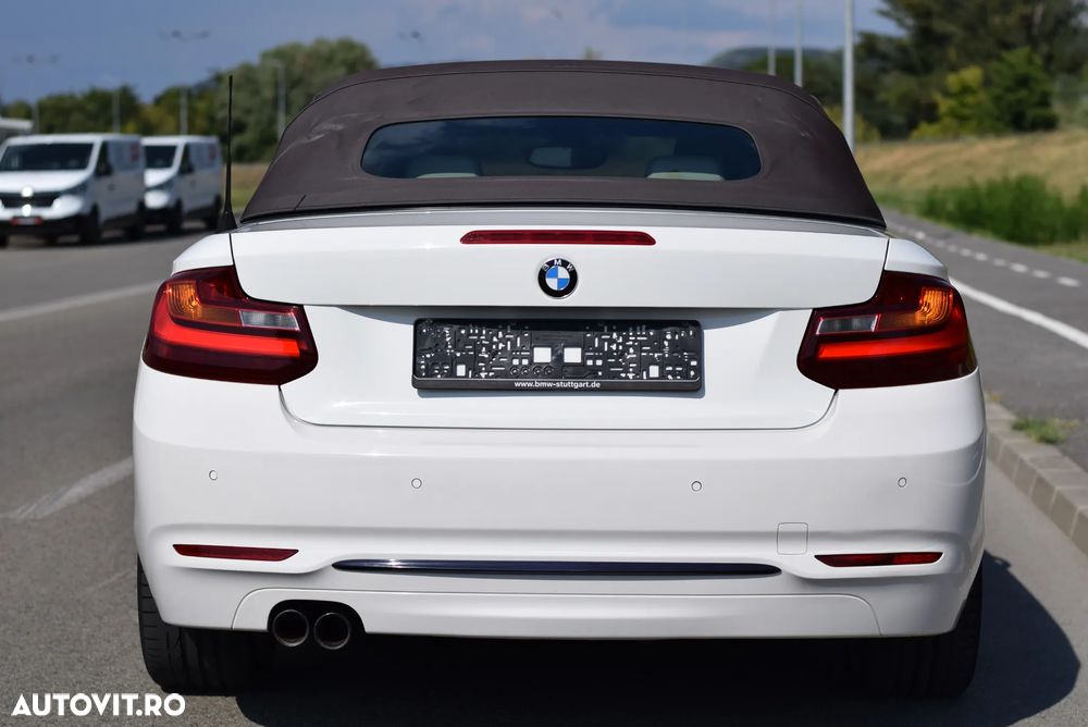 BMW Seria 2 220d Sport-Aut. - 34