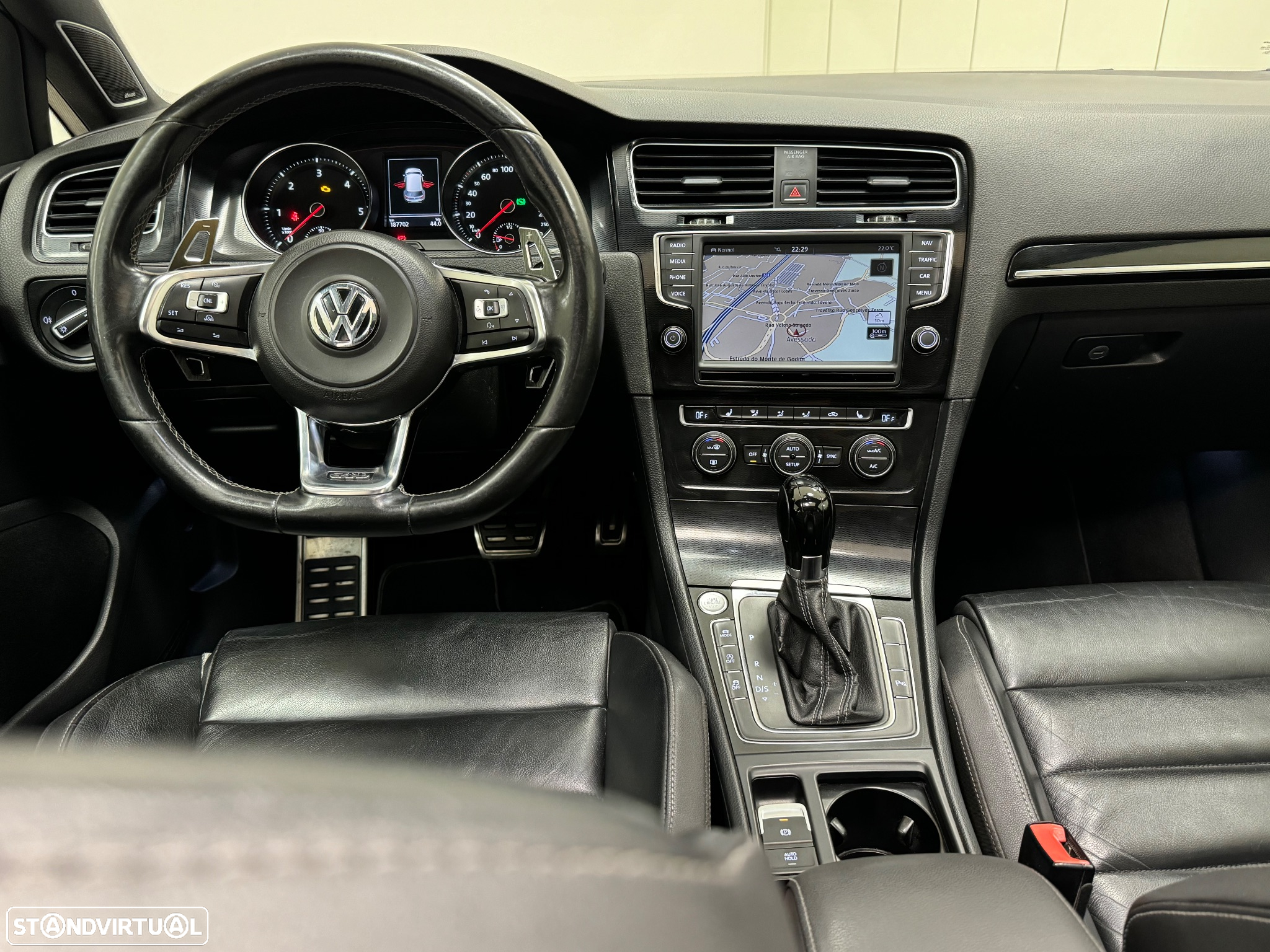 VW Golf 2.0 TDI GTD DSG - 28