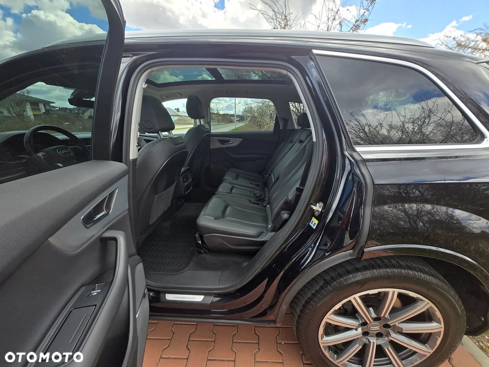 Audi Q7 - 12