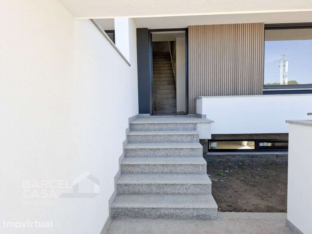 Moradias Geminadas T3 Novas, na Silva - Barcelos - Grande imagem: 3/17