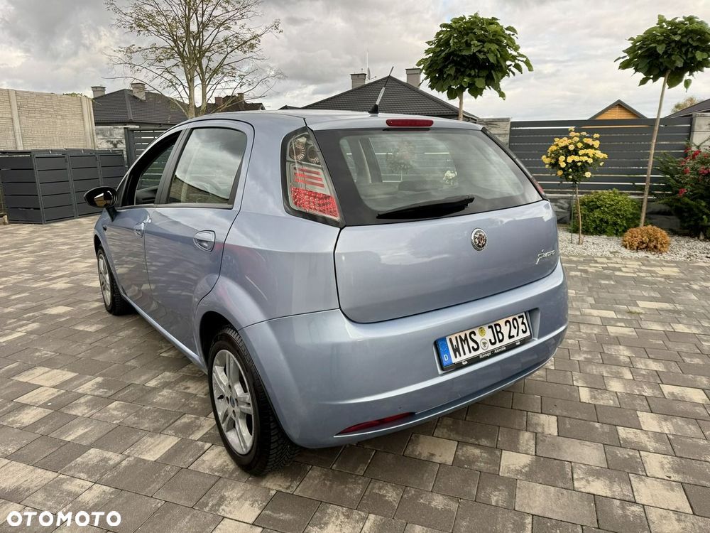 Fiat Grande Punto - 2
