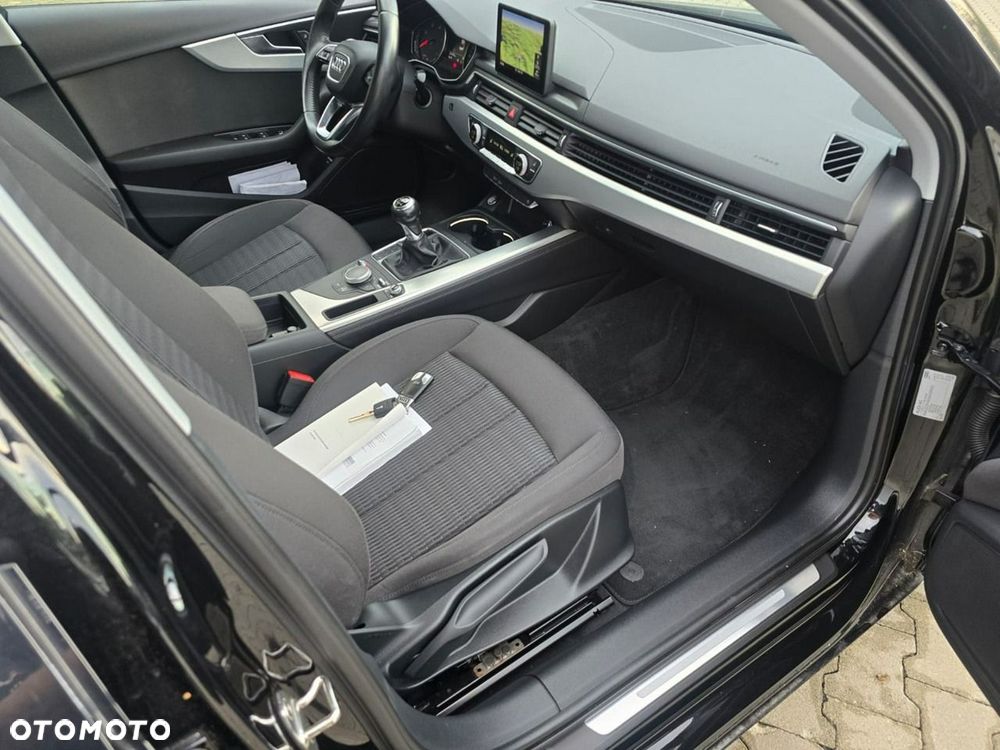 Audi A4 Limousine - 20