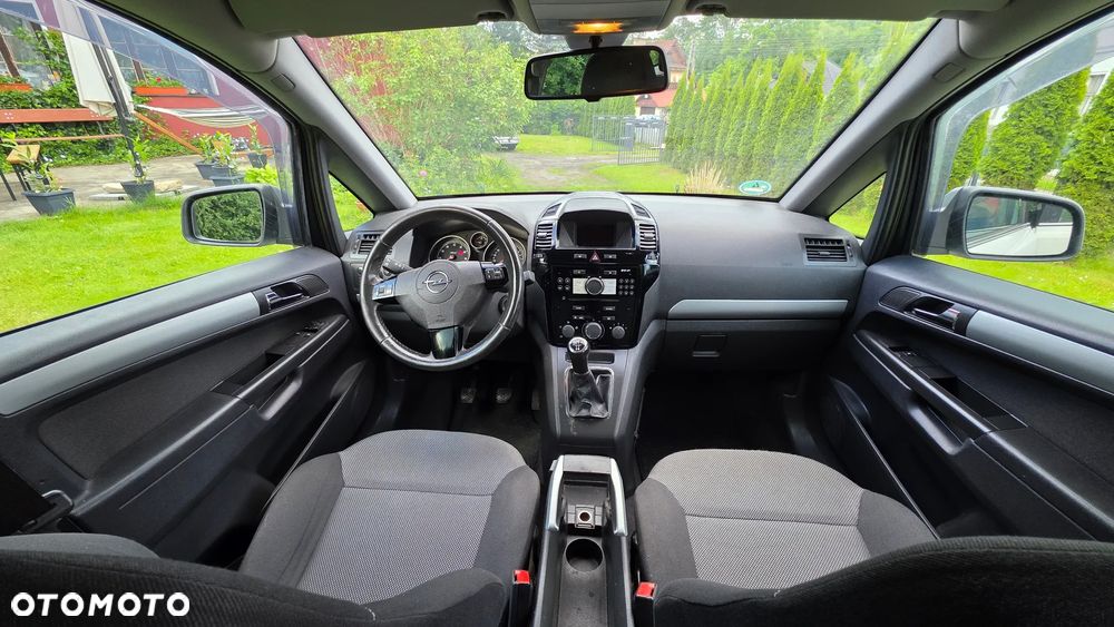 Opel Zafira - 13