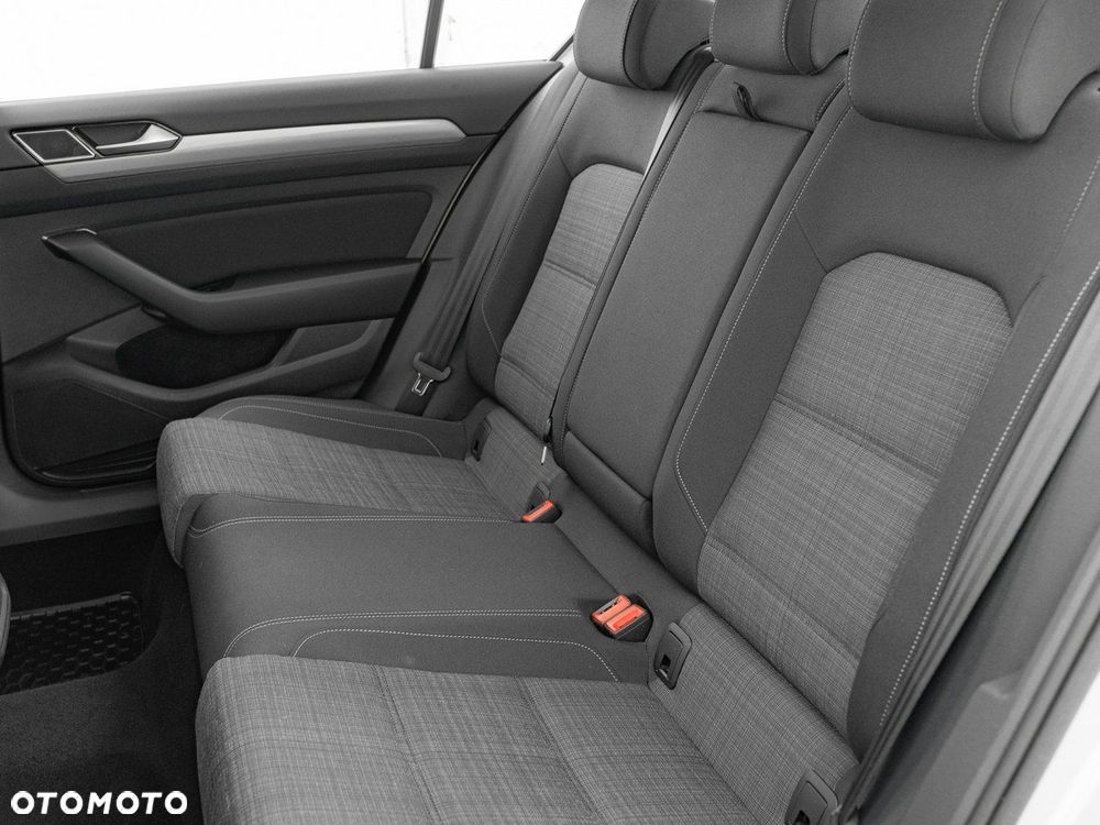 Volkswagen Passat 1.5 TSI EVO Business DSG - 26