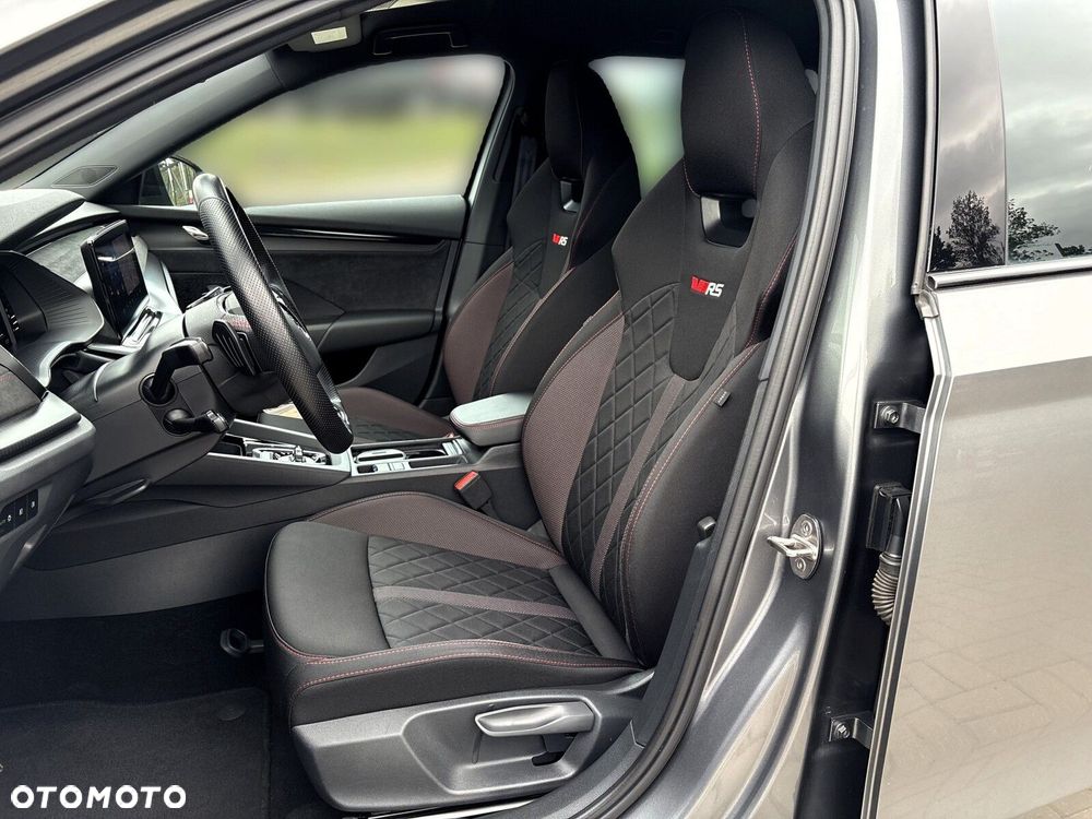 Skoda Octavia 2.0 TSI RS DSG - 11