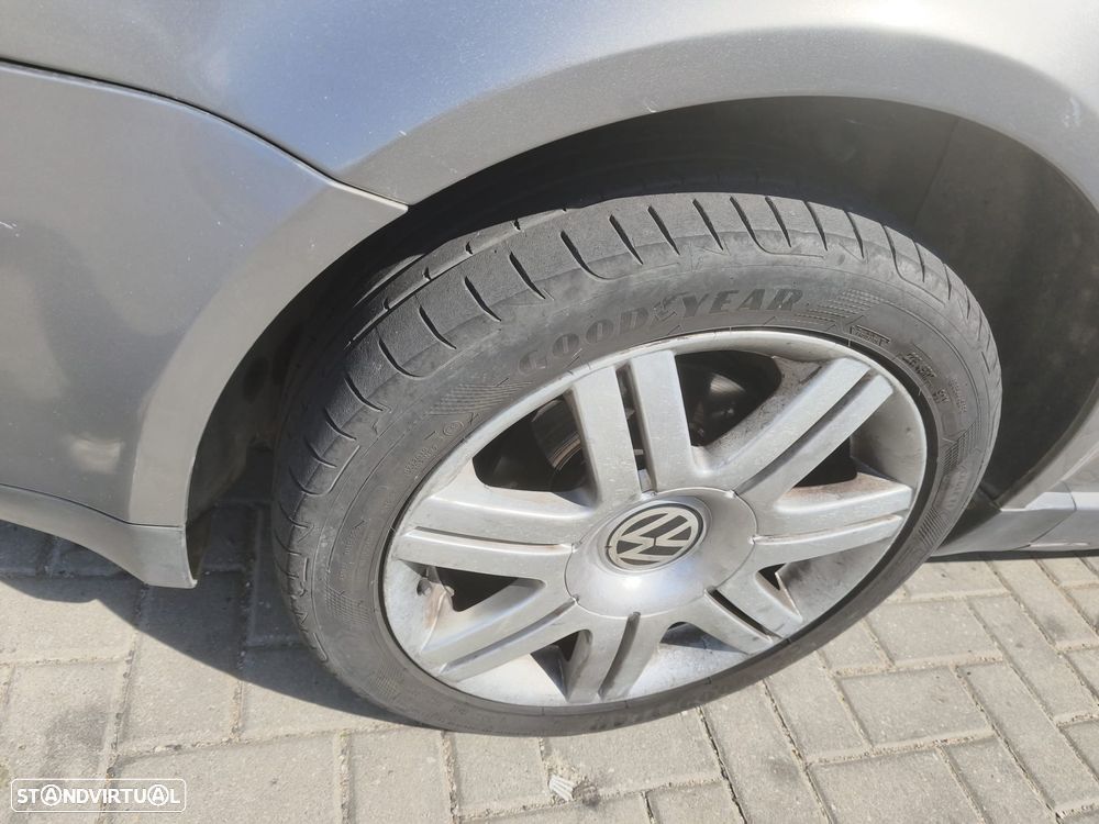 VW Passat - 9