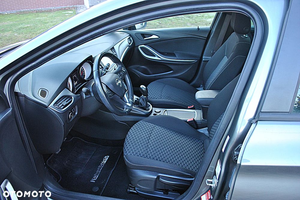 Opel Astra 1.2 Turbo Start/Stop Business Edition - 17