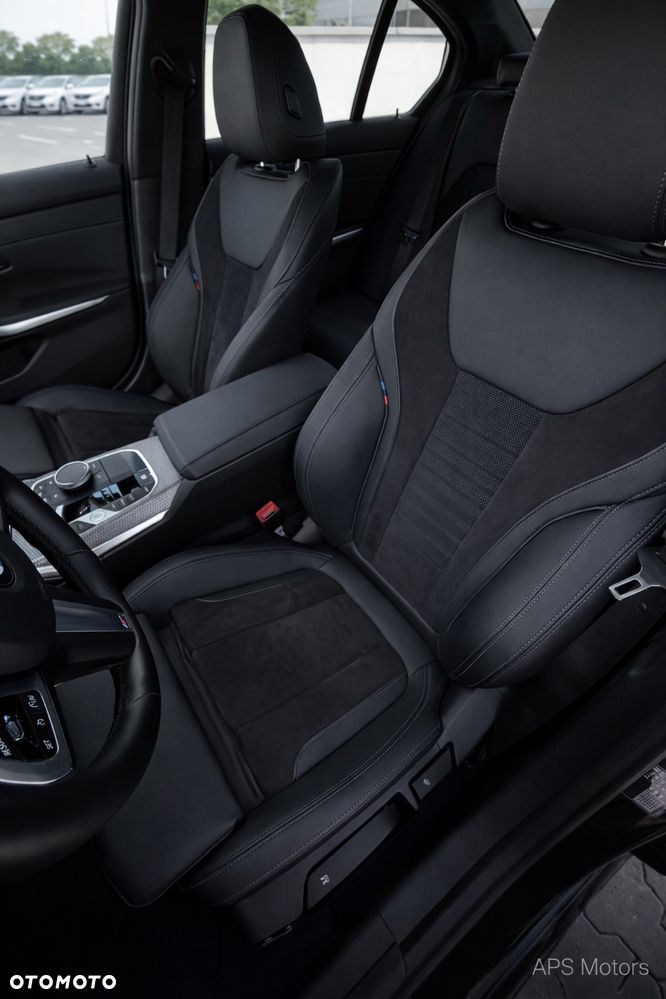 BMW Seria 3 318i M Sport - 17