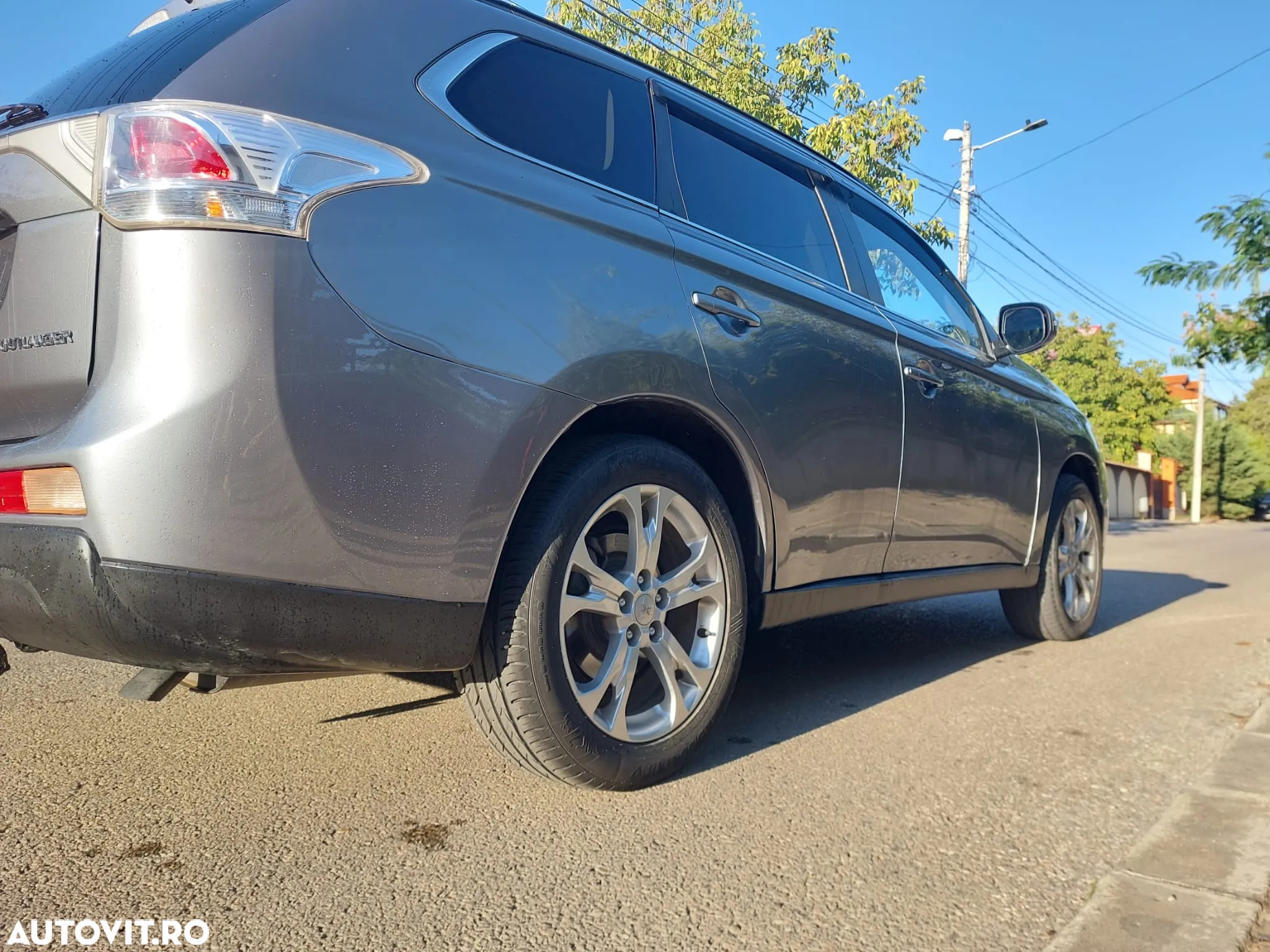 Mitsubishi Outlander 2.2L DI-D 6AT 4WD Intense+ A04 - 8
