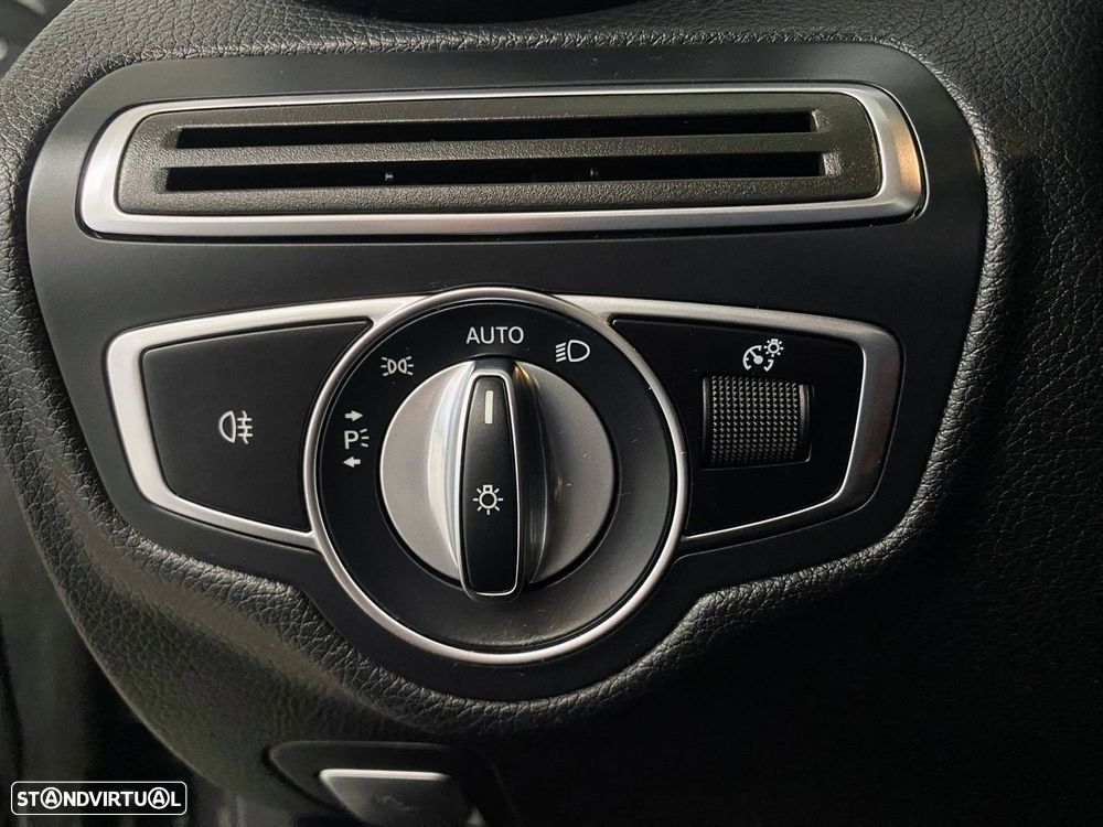 Mercedes-Benz C 300 de Avantgarde - 19