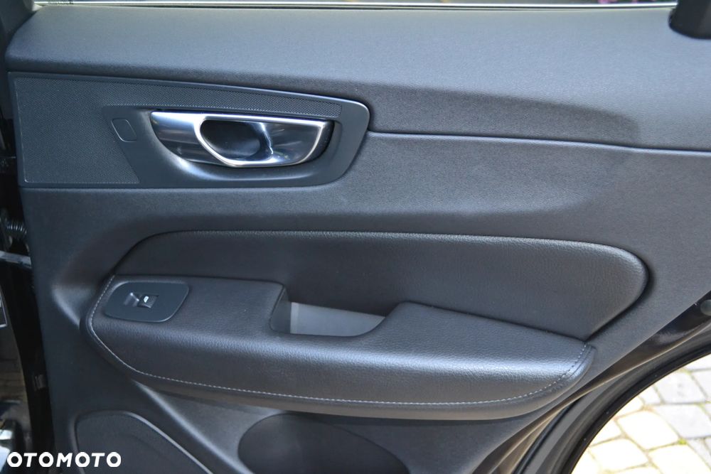 Volvo XC 60 - 31