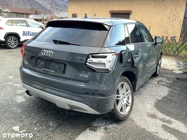 Audi Q2 35 TFSI S tronic sport - 4