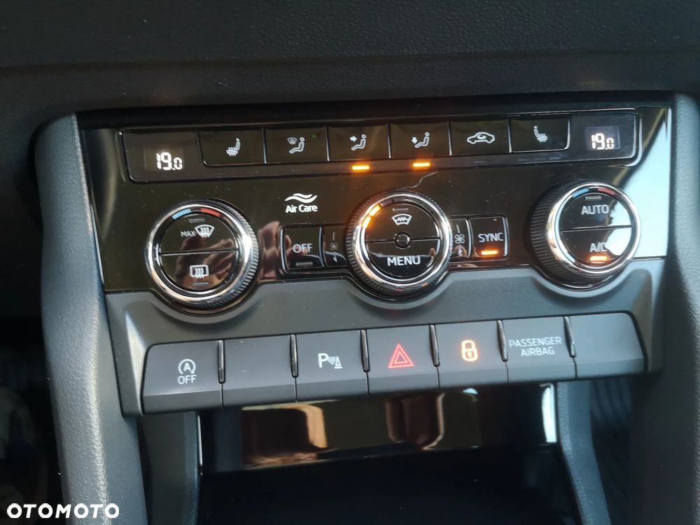 Skoda Karoq 1.5 TSI ACT GPF 4x2 Ambition - 20