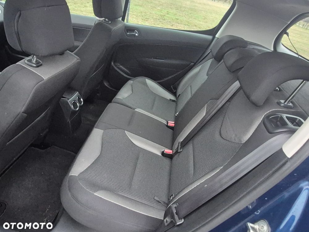 Peugeot 308 2.0 HDi Premium Plus - 17