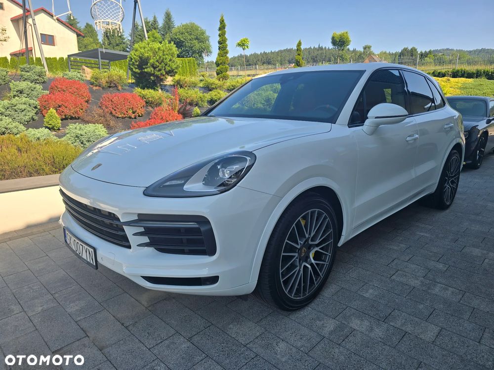 Porsche Cayenne Standard - 2