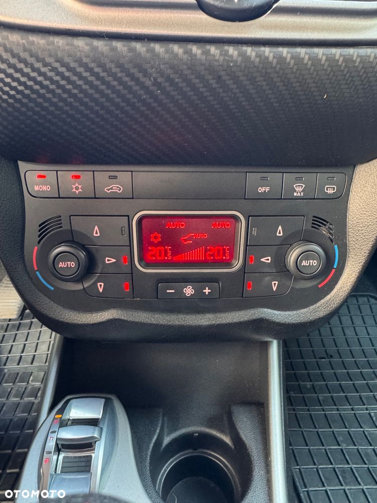 Alfa Romeo Mito 1.4 MultiAir Distinctive - 23