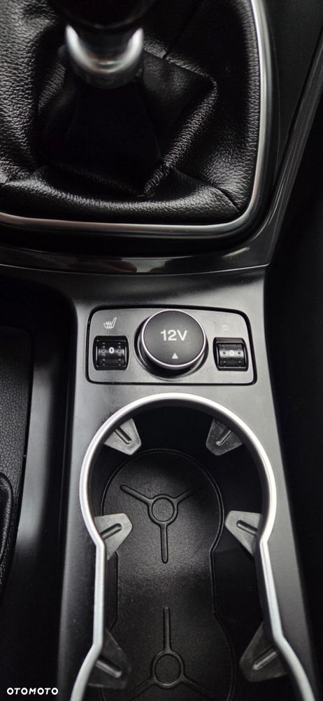 Ford Kuga 2.0 TDCi 2x4 Titanium - 27