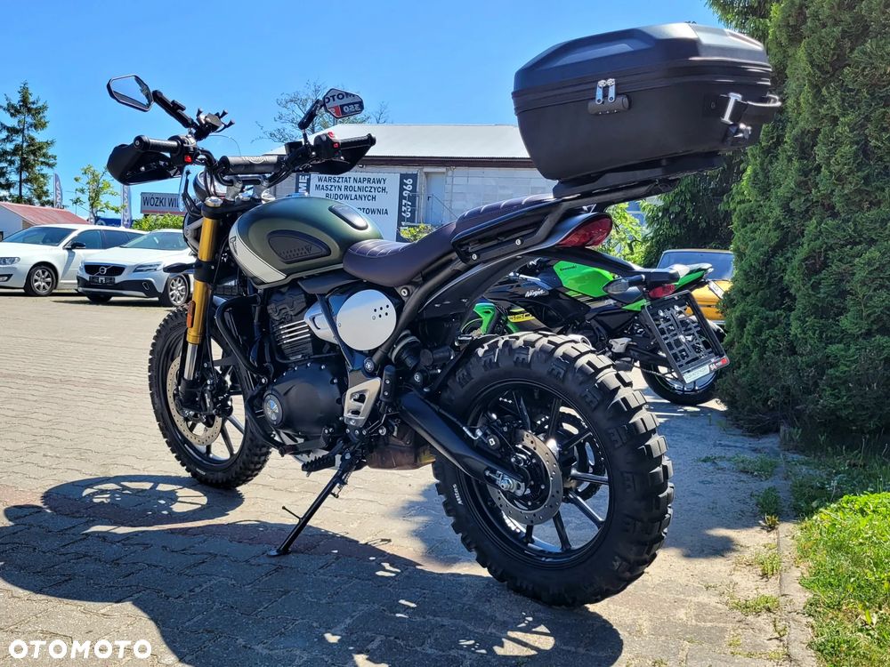 Triumph Scrambler - 14
