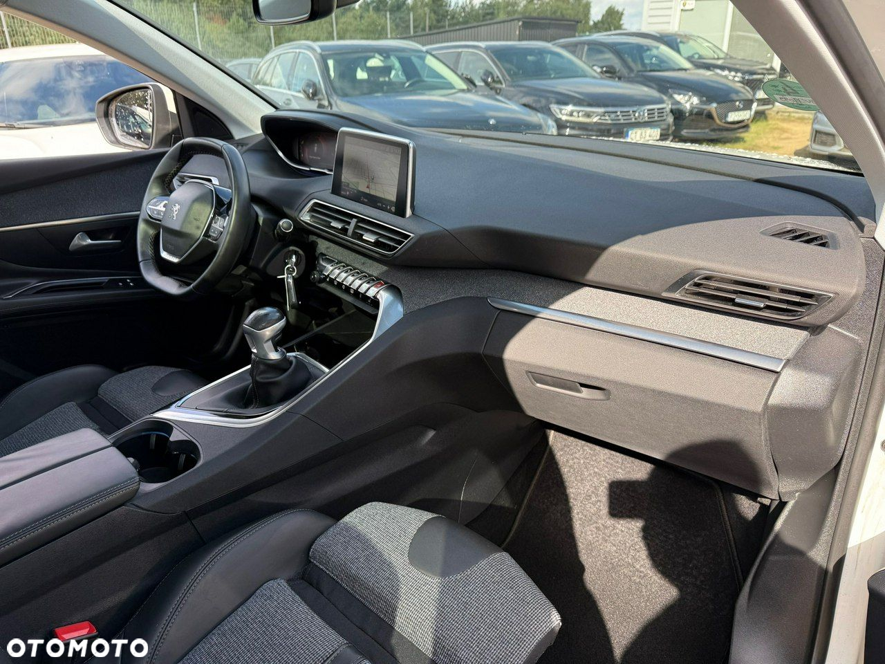 Peugeot 3008 - 11