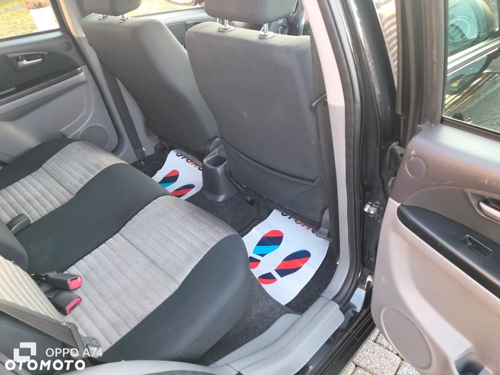 Suzuki SX4 1.6 VVT Streetline 4x2 Club - 11