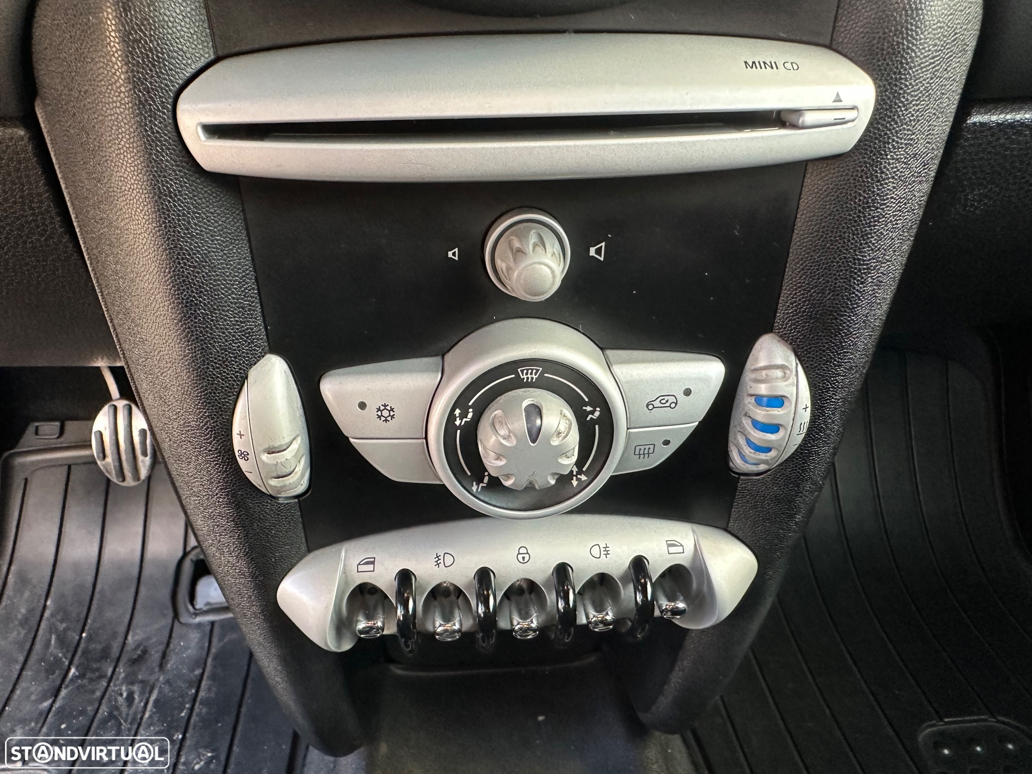 MINI 3 Portas John Cooper Works - 45