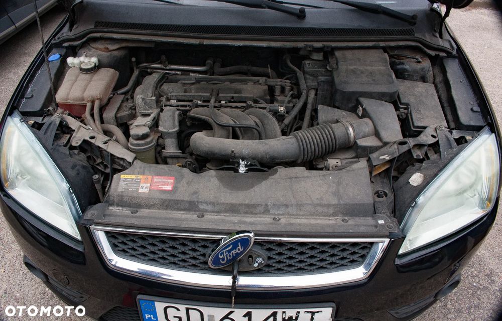 Ford Focus 1.6 16V Titanium - 12