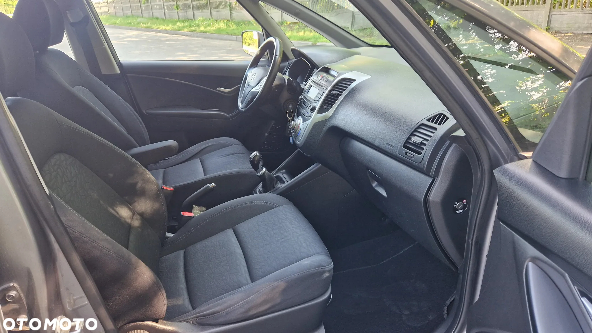 Hyundai ix20 1.4 blue Comfort - 10